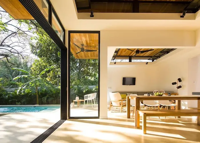 Villa Nalu Pool Sombra *